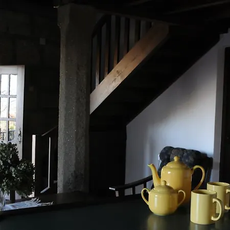 Casa Da Vinha Velha منزل ريفي *